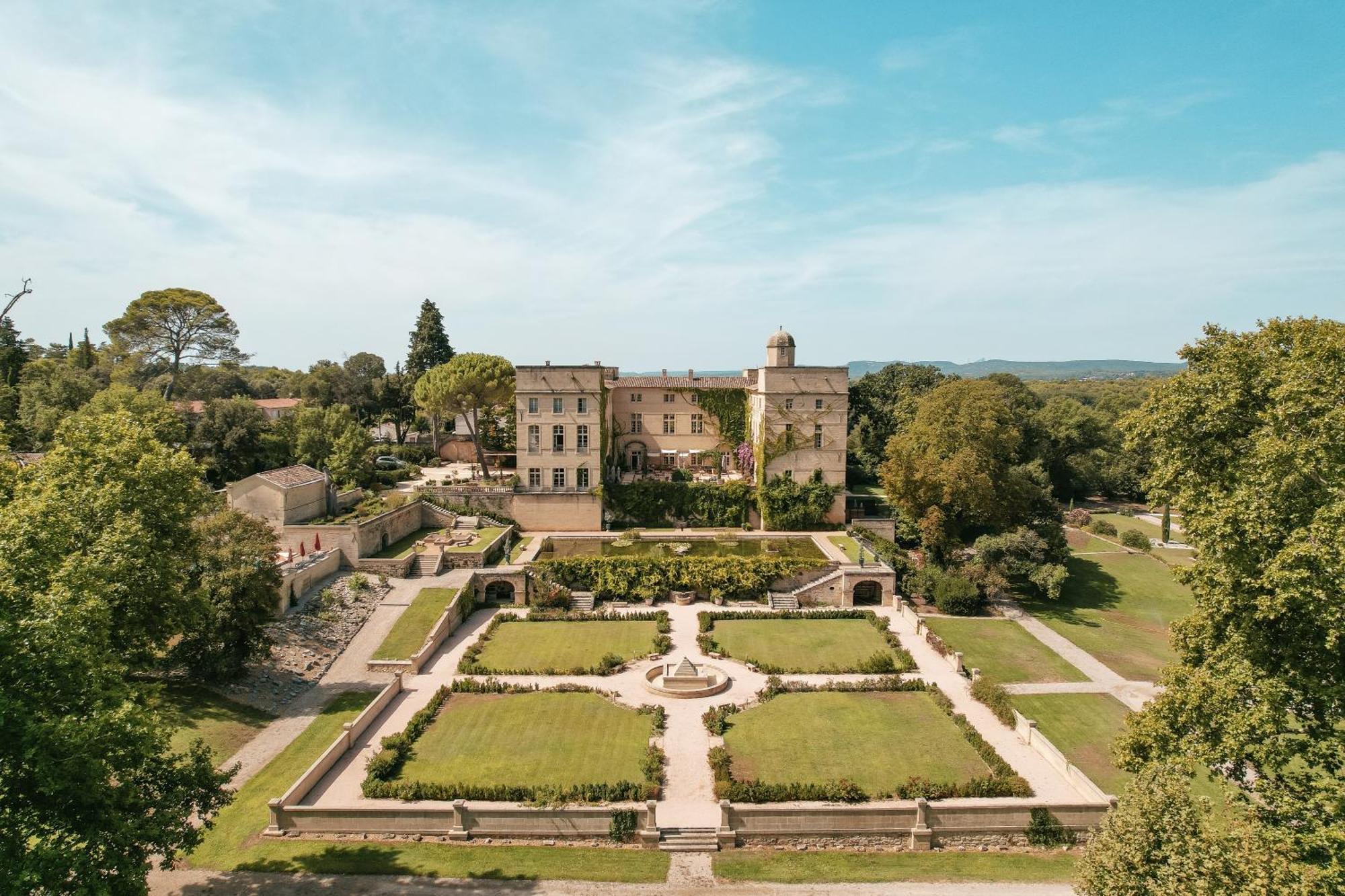 Chateau De Pondres Villevieille Buitenkant foto